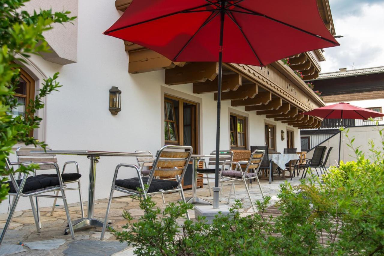 Pension Appartements Alpenblick Maria Alm am Steinernen Meer Exterior foto